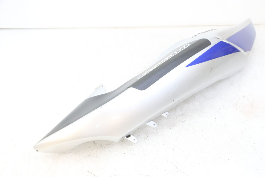 photo de CARENA POSTERIORE DESTRA SUZUKI GS GSE 500 (2001 - 2003) - Ricambio usato controllato