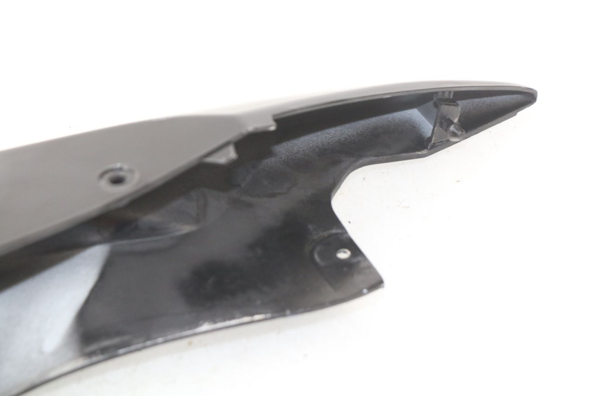 photo de PARAFANGO POSTERIORE DESTRO SUZUKI GSX-R GSXR 750 (2011 - 2016) - Dettagli dei punti di fissaggio