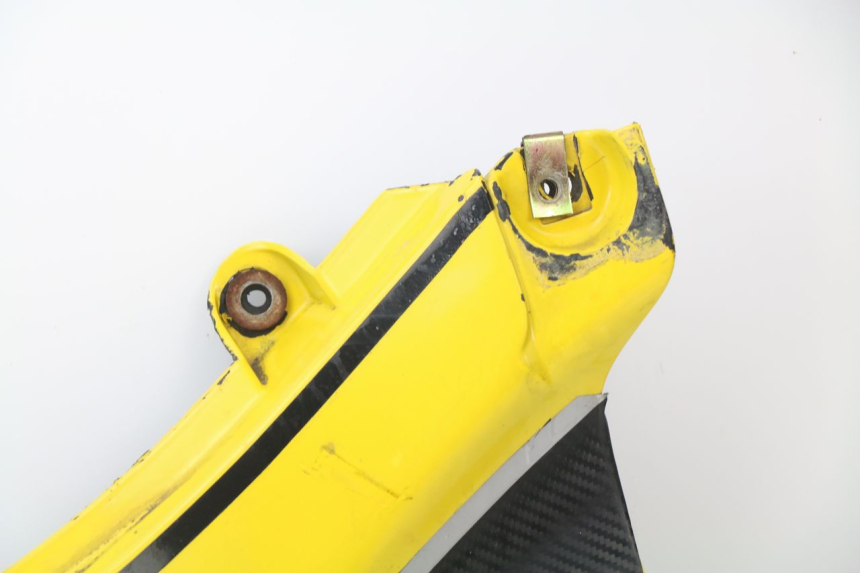 photo de PARAFANGO POSTERIORE DESTRO SUZUKI GSXF GSX F 600 (1988 - 1997) - Caratteristiche distintive