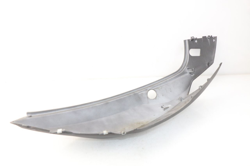 photo de PARAFANGO POSTERIORE DESTRO SYM GTS EFI ABS 125 (2012 - 2016) - Zoom sullo stato d'uso