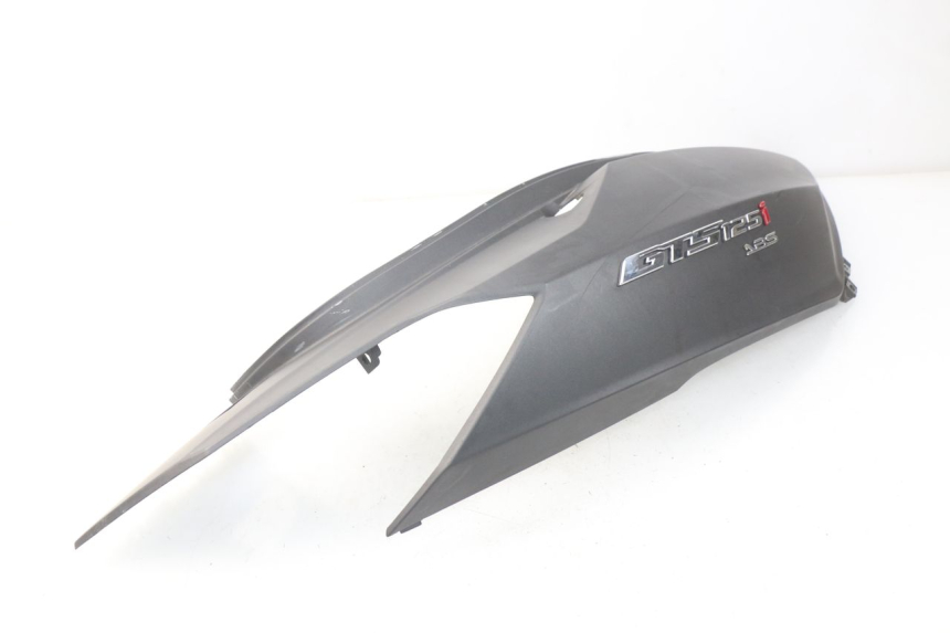 photo de PARAFANGO POSTERIORE DESTRO SYM GTS EFI ABS 125 (2012 - 2016) - Primo piano tecnico