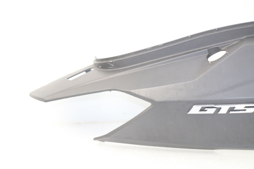 photo de PARAFANGO POSTERIORE DESTRO SYM GTS EFI ABS 125 (2012 - 2016) - Marcature e riferimenti originali