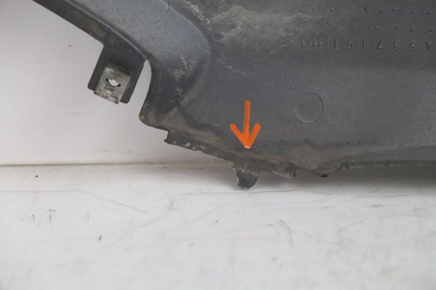 photo de CARENA POSTERIORE DESTRA SYM GTS EVO 125 (2009 - 2013) - Ricambio usato controllato