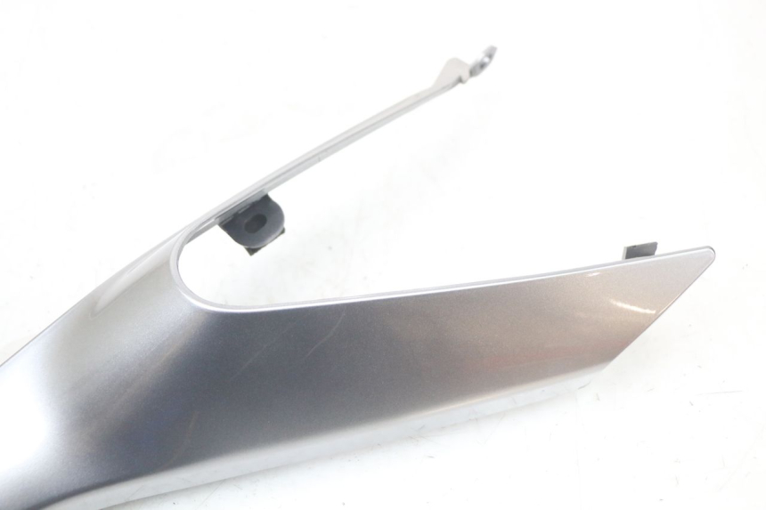 photo de CARENA POSTERIORE DESTRA HUSQVARNA SVARTPILEN 401 (2018 - 2023) - Zoom sullo stato d'uso