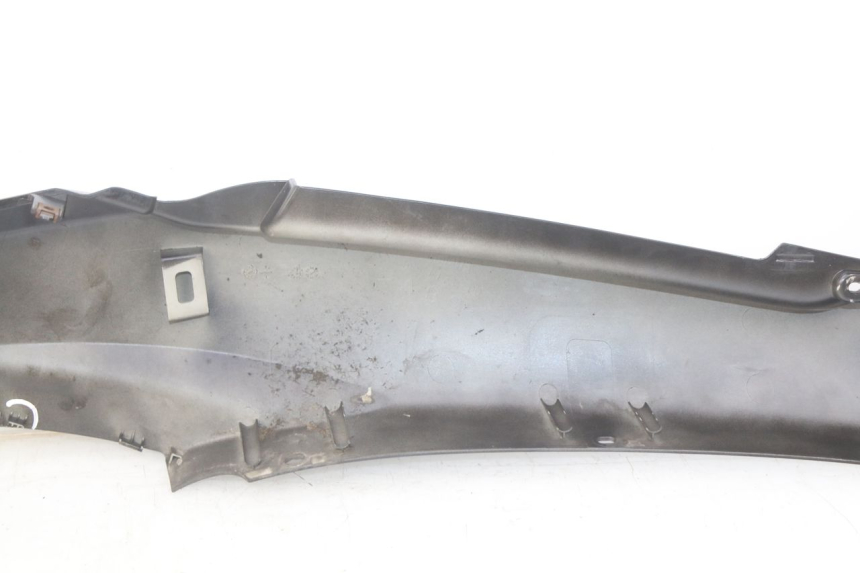 photo de PARAFANGO POSTERIORE DESTRO YAMAHA HW XENTER 125 (2011 - 2017) - Vista d'insieme del prodotto