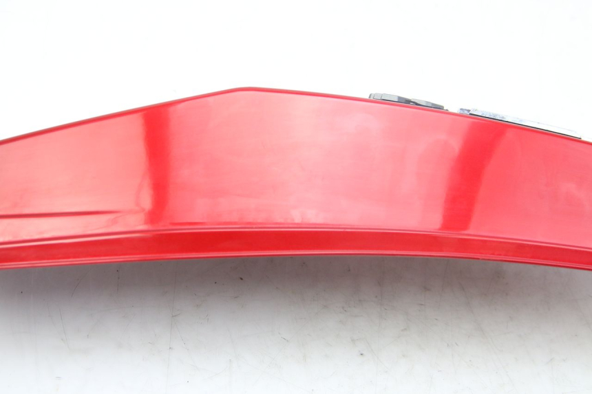 photo de PARAFANGO POSTERIORE DESTRO SYM JET 4 4T 50 (2018 - 2021) - Stato della superficie e materiale