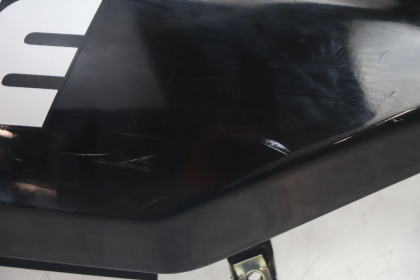 photo de PARAFANGO POSTERIORE DESTRO RIDE JUMP 2T 50 (2012 - 2017) - Primo piano tecnico