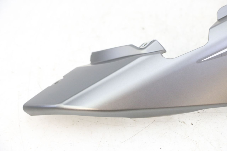 photo de CARENA POSTERIORE DESTRA KIDEN KD125-G 125 (2018 - 2022) - Caratteristiche distintive