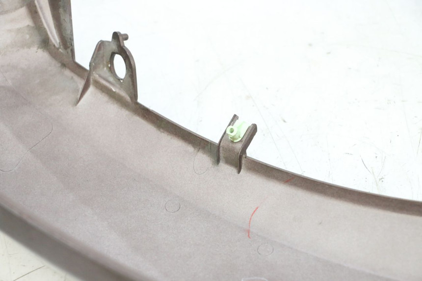 photo de PARAFANGO POSTERIORE DESTRO PEUGEOT KISBEE 2T 50 (2010 - 2017) - Caratteristiche distintive