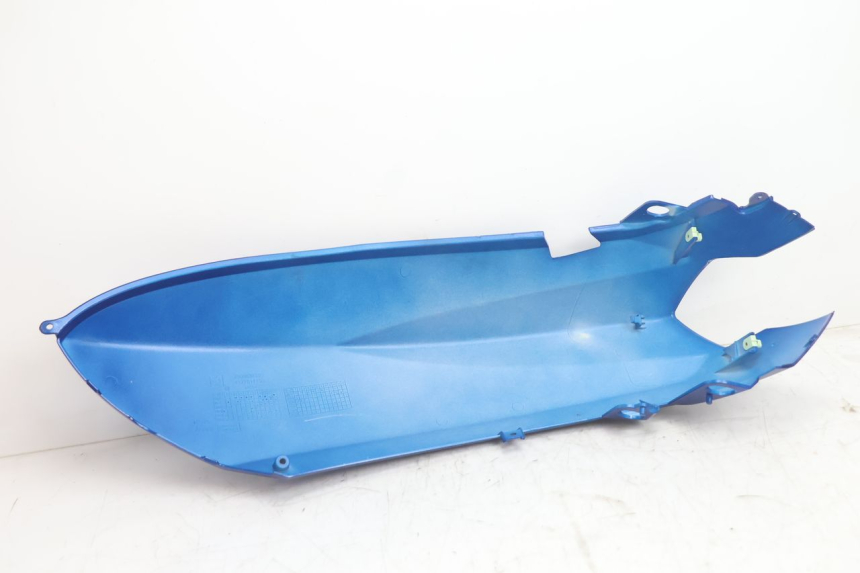 photo de CARENA POSTERIORE DESTRA PEUGEOT KISBEE 2T 50 (2018 - 2022) - Stato della superficie e materiale