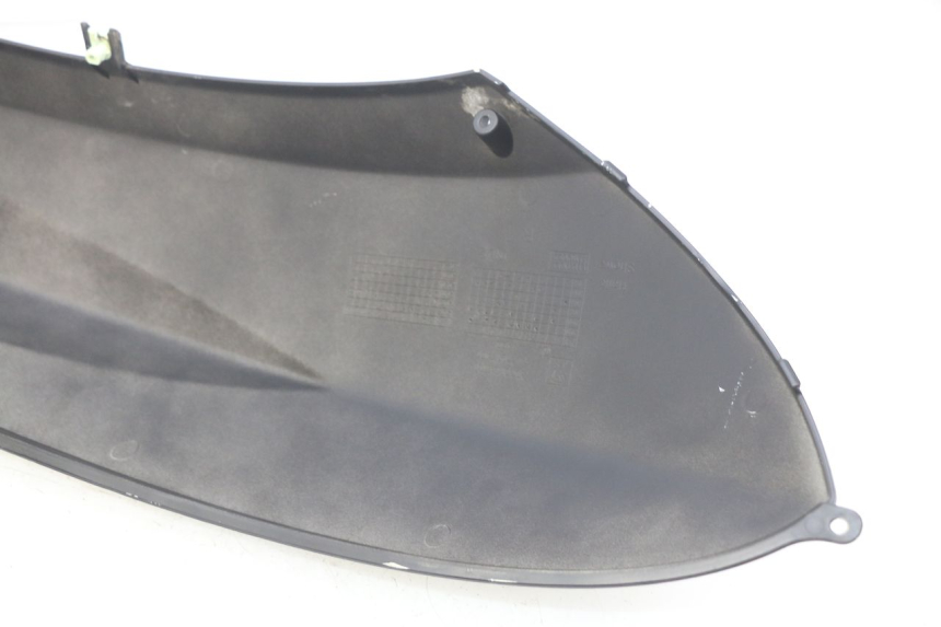 photo de PARAFANGO POSTERIORE DESTRO PEUGEOT KISBEE 4T 50 (2010 - 2017) - Marcature e riferimenti originali