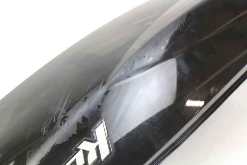 photo de PARAFANGO POSTERIORE DESTRO PEUGEOT KISBEE 4T 50 (2018 - 2022) - Dettagli dei punti di fissaggio