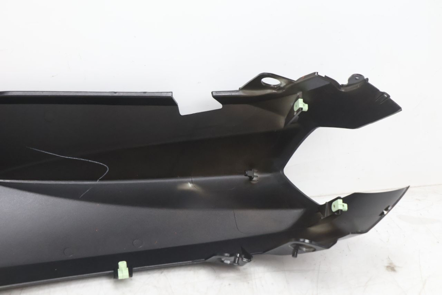 photo de PARAFANGO POSTERIORE DESTRO PEUGEOT KISBEE 4T 50 (2010 - 2017) - Marcature e riferimenti originali