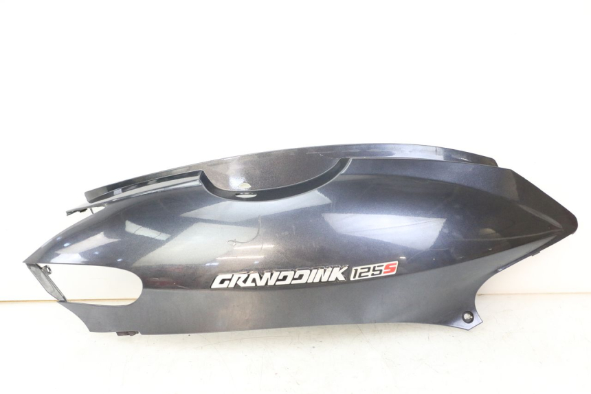 photo de CARENA POSTERIORE DESTRA KYMCO GRAND DINK 125 (2008 - 2014) - Vista principale