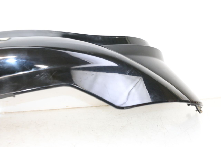 photo de PARAFANGO POSTERIORE DESTRO KYMCO PEOPLE S 125 (2000 - 2008) - Zoom sui componenti