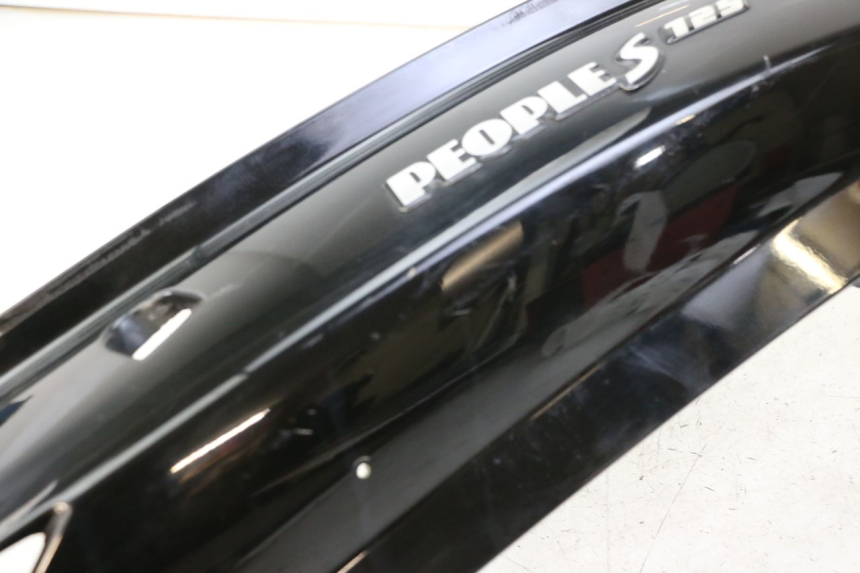 photo de PARAFANGO POSTERIORE DESTRO KYMCO PEOPLE S 125 (2000 - 2008) - Zoom sullo stato d'uso