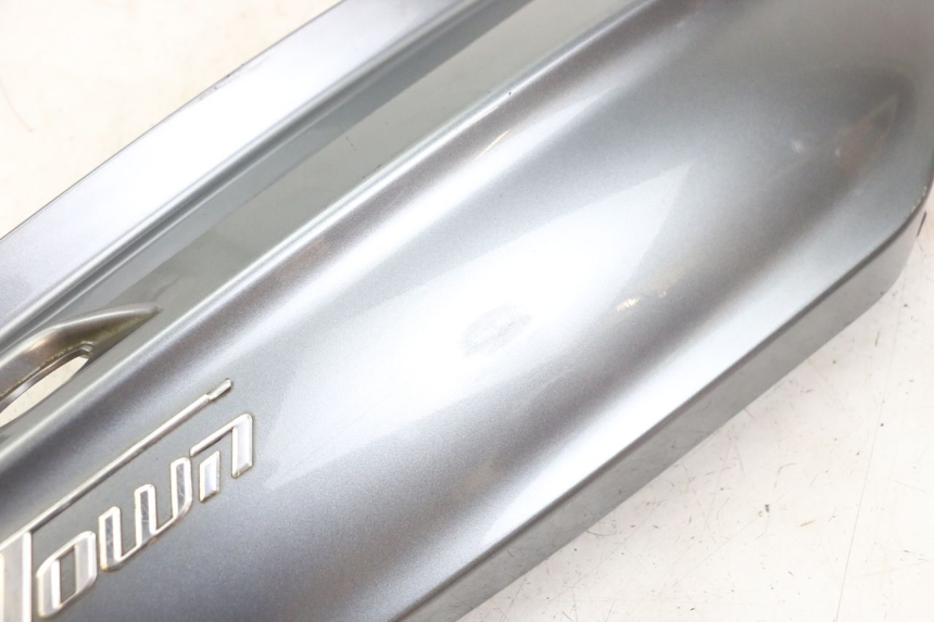 photo de PARAFANGO POSTERIORE DESTRO KYMCO X-TOWN XTOWN 125 (2016 - 2021) - Dettaglio del componente