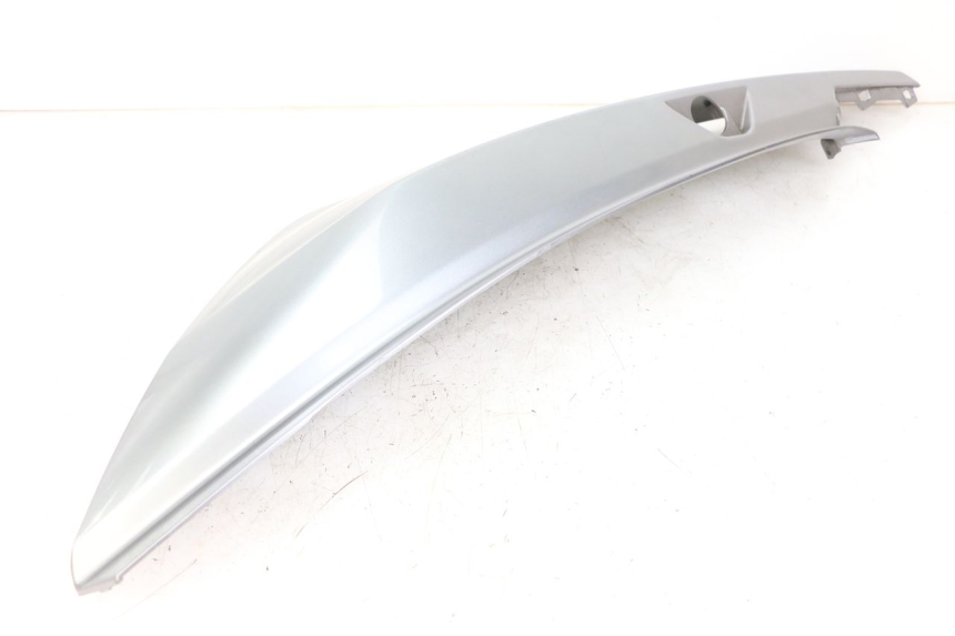 photo de PARAFANGO POSTERIORE DESTRO KYMCO X-TOWN XTOWN 125 (2016 - 2021) - Stato della superficie e materiale