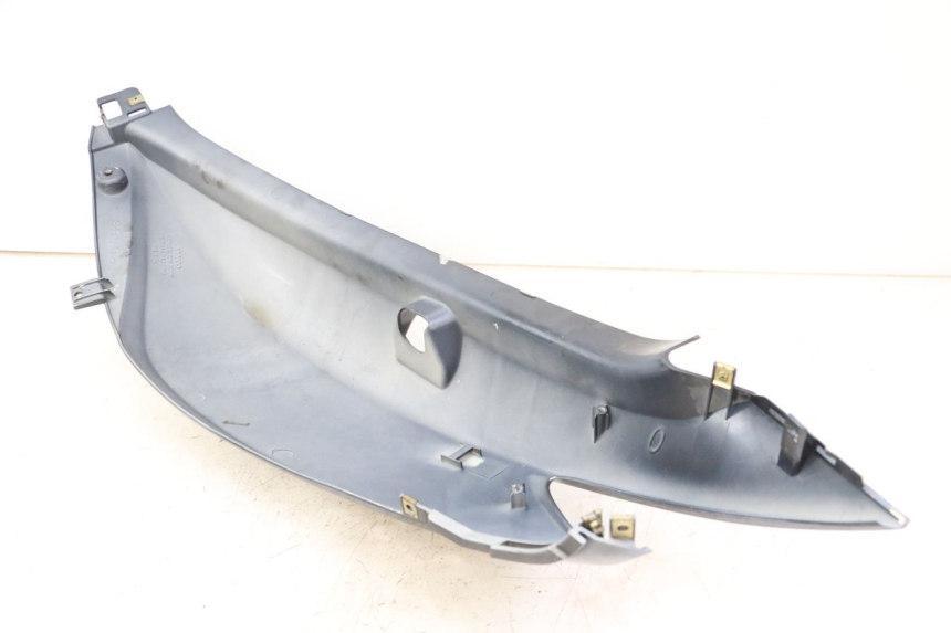 photo de PARAFANGO POSTERIORE DESTRO KYMCO XCITING 500 (2007 - 2010) - Stato della superficie e materiale