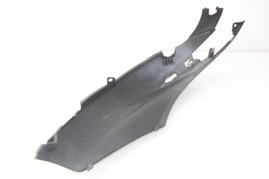 photo de PARAFANGO POSTERIORE DESTRO PIAGGIO LIBERTY IGET 4T 50 (2015 - 2020) - Dettaglio del componente