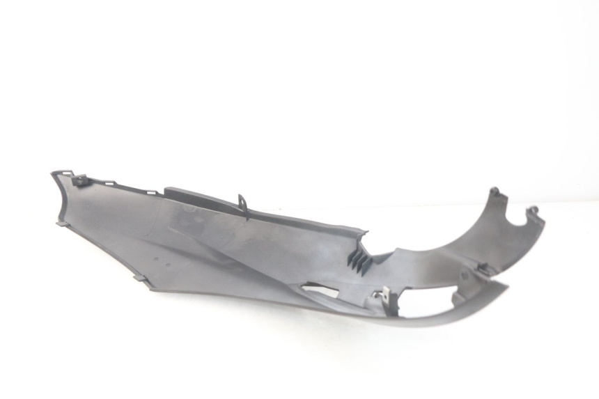 photo de PARAFANGO POSTERIORE DESTRO PIAGGIO LIBERTY IGET 4T 50 (2015 - 2020) - Zoom sullo stato d'uso