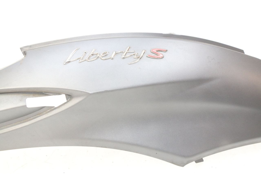 photo de PARAFANGO POSTERIORE DESTRO PIAGGIO LIBERTY IGET 4T 50 (2015 - 2020) - Stato della superficie e materiale