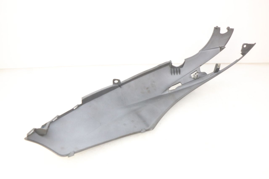 photo de PARAFANGO POSTERIORE DESTRO PIAGGIO LIBERTY IGET 4T 50 (2015 - 2020) - Altra angolazione