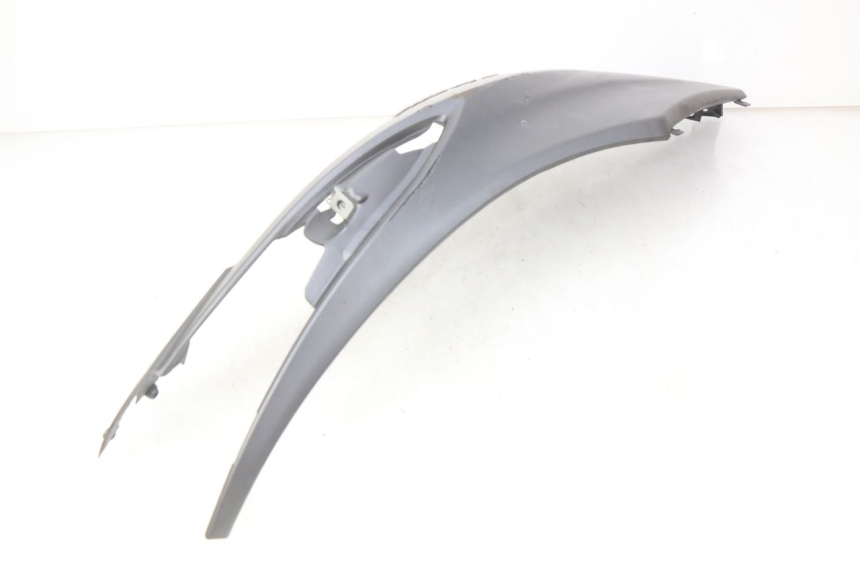 photo de PARAFANGO POSTERIORE DESTRO PIAGGIO LIBERTY IGET 4T 50 (2015 - 2020) - Dettagli dei punti di fissaggio