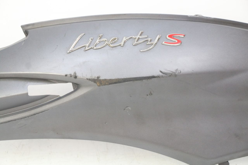 photo de PARAFANGO POSTERIORE DESTRO PIAGGIO LIBERTY IGET 4T 50 (2015 - 2020) - Marcature e riferimenti originali