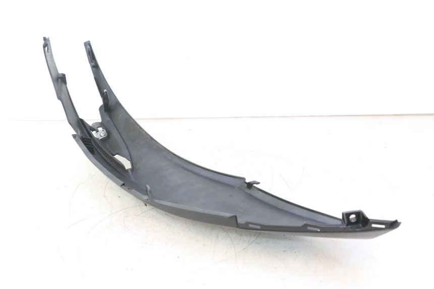 photo de CARENA POSTERIORE DESTRA PIAGGIO LIBERTY IGET 4T 50 (2021 - 2025) - Caratteristiche distintive