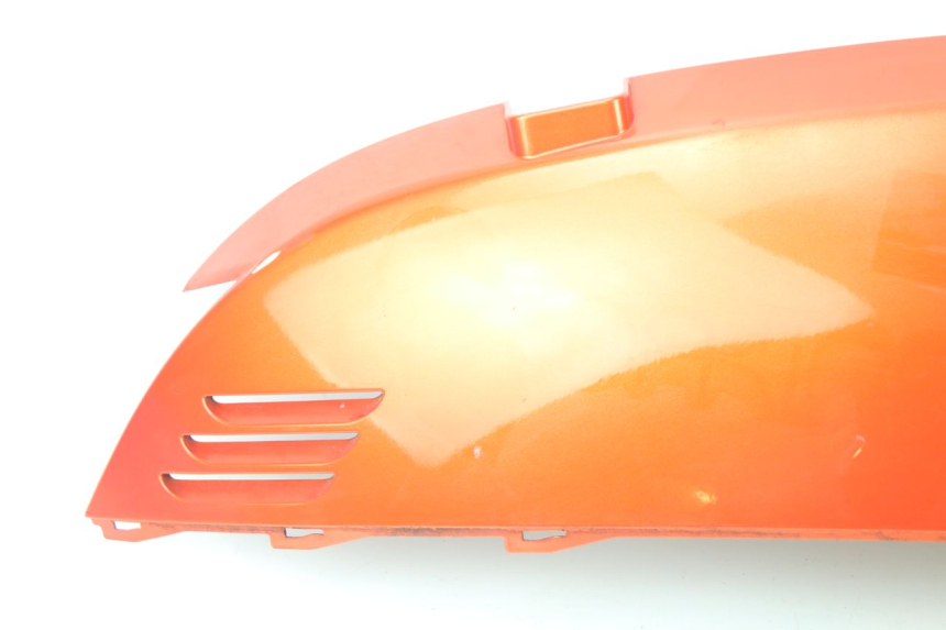 photo de FLANC POSTERIORE DESTRO KYMCO LIKE 125 (2009 - 2016) - Primo piano ad alta risoluzione