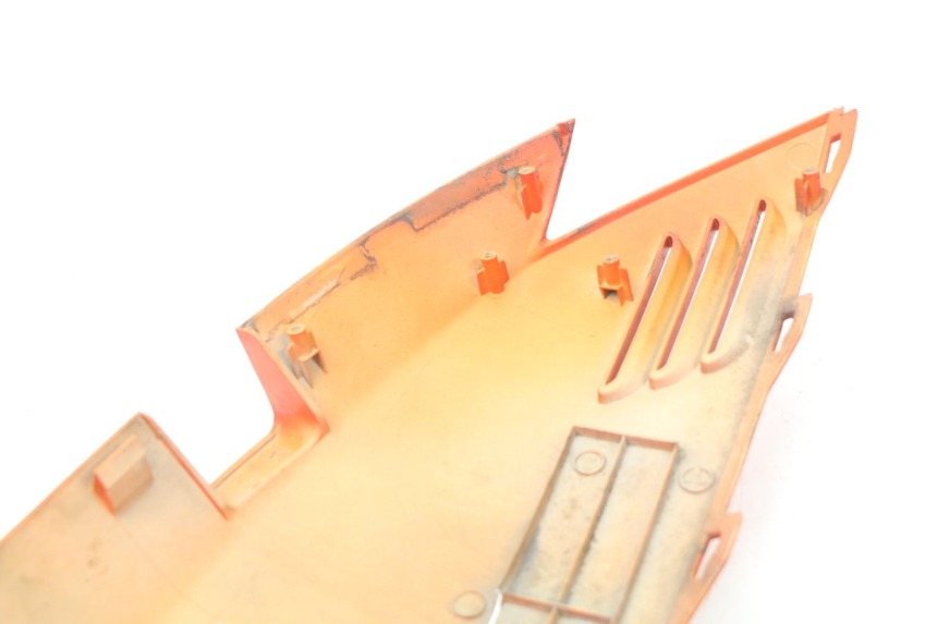 photo de FLANC POSTERIORE DESTRO KYMCO LIKE 125 (2009 - 2016) - Zoom sullo stato d'uso