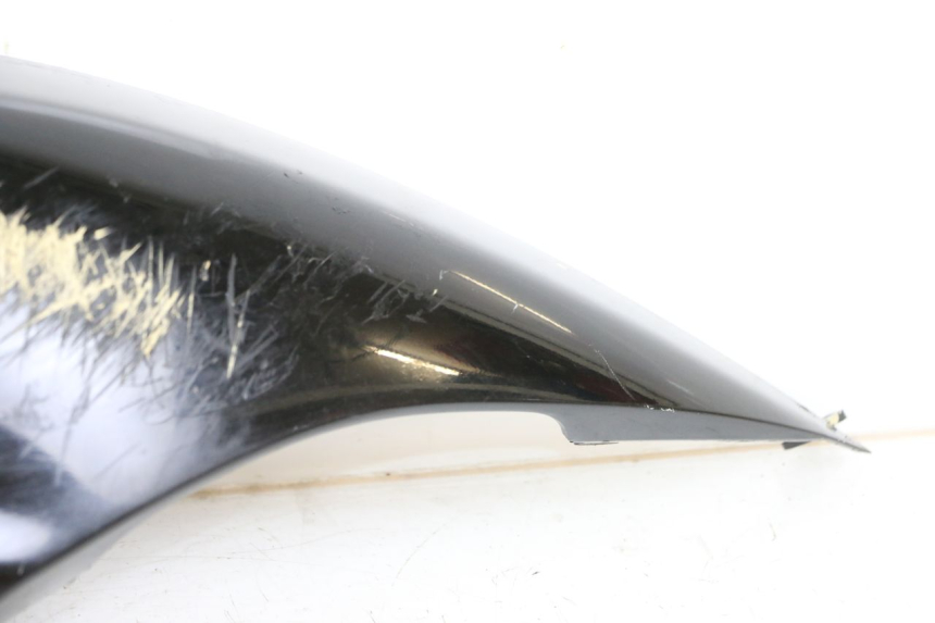 photo de CARENA POSTERIORE DESTRA MBK MACH G AC 50 (2002 - 2014) - Caratteristiche distintive