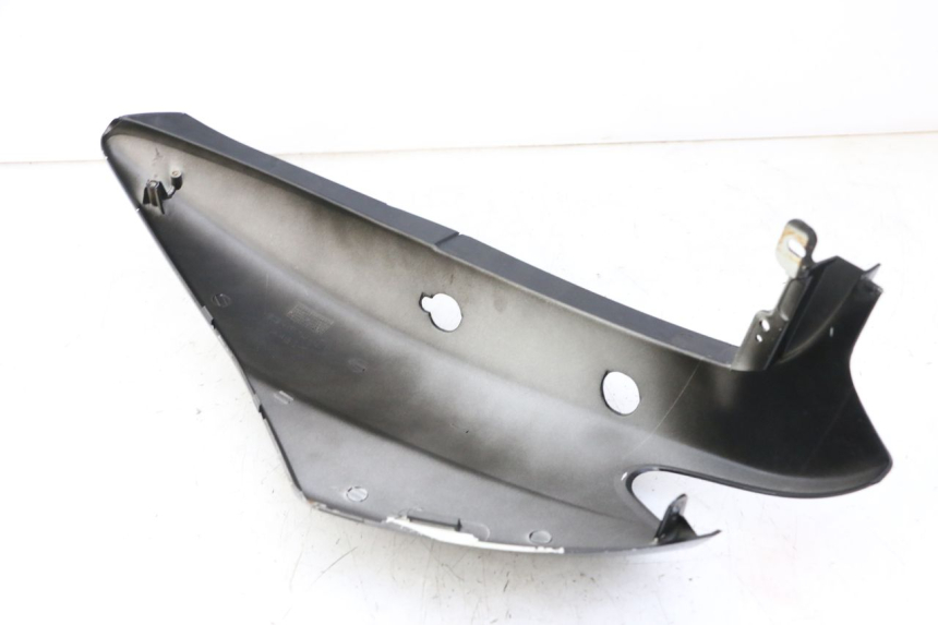 photo de PARAFANGO POSTERIORE DESTRO MBK OVETTO ONE 2T 50 (2013 - 2017) - Dettaglio del componente