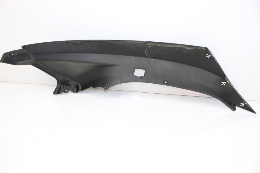 photo de PARAFANGO POSTERIORE DESTRO PIAGGIO MP3 LT 300 (2010 - 2016) - Zoom sullo stato d'uso