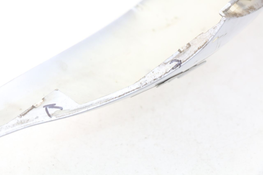 photo de PARAFANGO POSTERIORE DESTRO PIAGGIO MP3 125 (2006 - 2014) - Zoom sullo stato d'uso