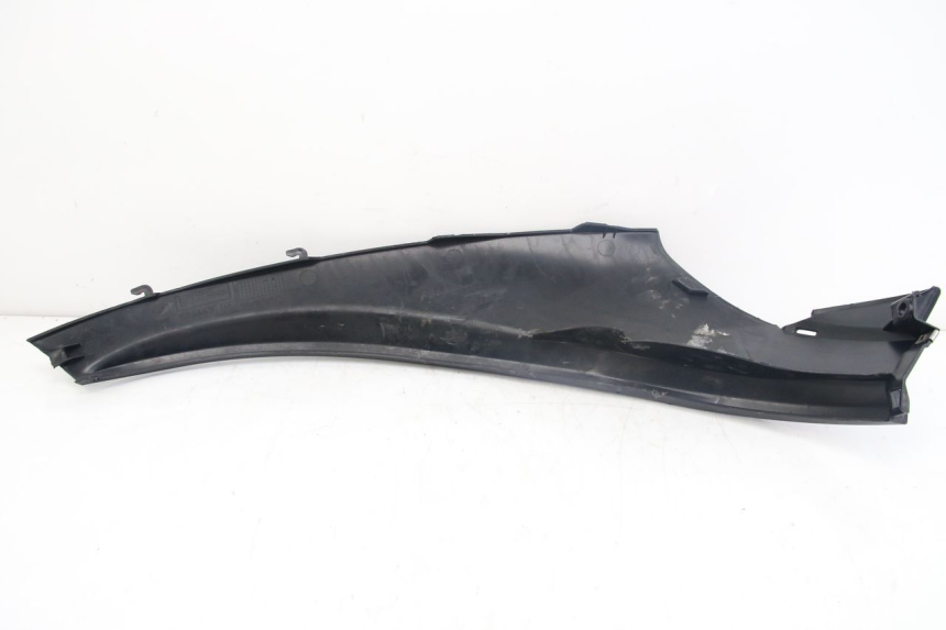 photo de PARAFANGO POSTERIORE DESTRO PIAGGIO MP3 125 (2006 - 2014) - Vista d'insieme del prodotto