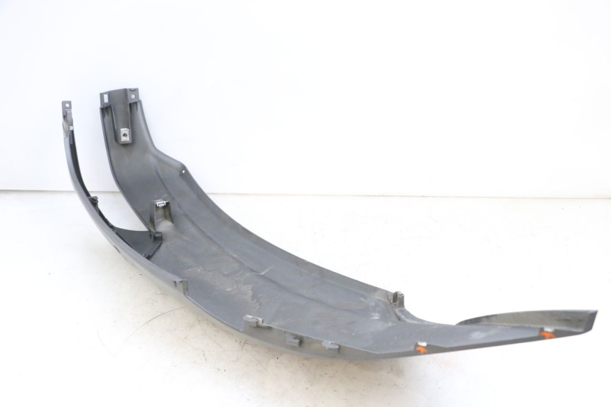 photo de CARENA POSTERIORE DESTRA PIAGGIO MP3 500 (2016 - 2018) - Zoom sullo stato d'uso