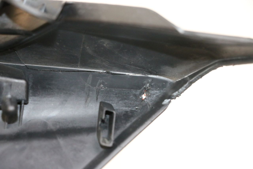 photo de CARENA POSTERIORE DESTRA YAMAHA MT-07 MT07 ABS 700 (2018 - 2020) - Dettaglio del componente