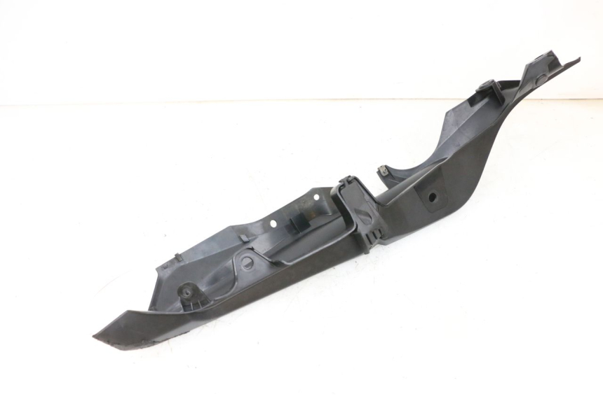 photo de CARENA POSTERIORE DESTRA YAMAHA MT-07 MT07 ABS 700 (2018 - 2020) - Stato della superficie e materiale