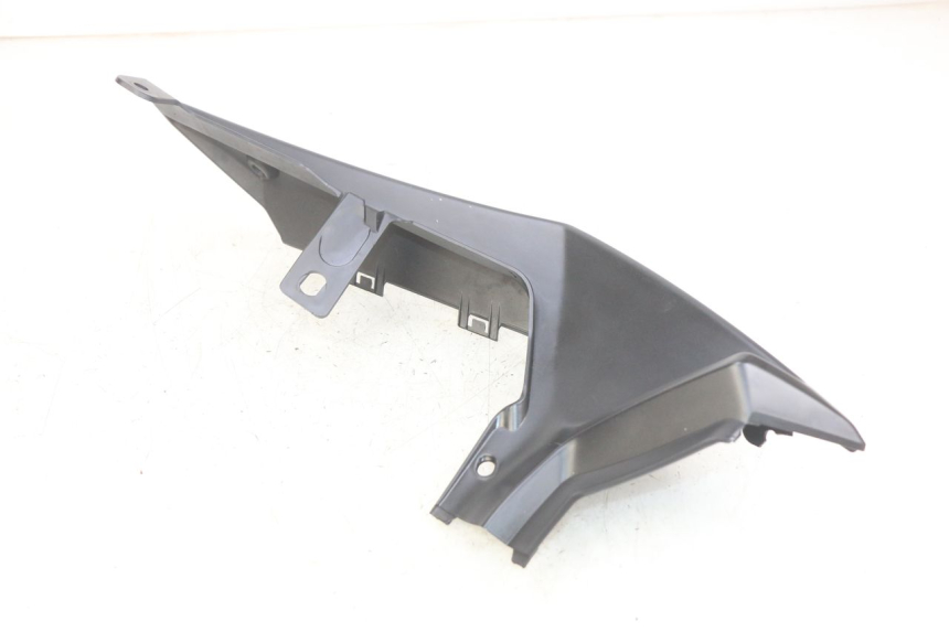 photo de PARAFANGO POSTERIORE DESTRO YAMAHA MT ABS 125 (2014 - 2018) - Ricambio usato controllato