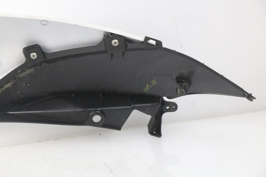 photo de PARAFANGO POSTERIORE DESTRO MBK MW TRYPTIK 125 (2017 - 2022) - Vista d'insieme del prodotto