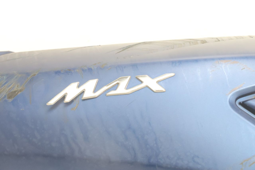 photo de CARENA POSTERIORE DESTRA YAMAHA N-MAX NMAX 125 (2021 - 2024) - Primo piano tecnico