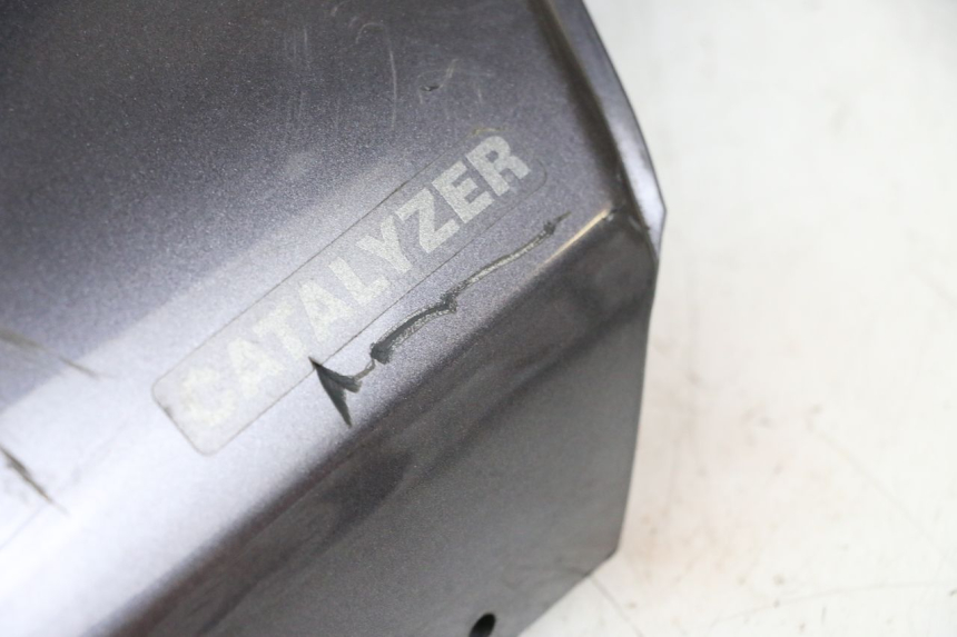 photo de CARENA POSTERIORE DESTRA YAMAHA NEO'S NEOS 2T 50 (1998 - 2007) - Stato della superficie e materiale