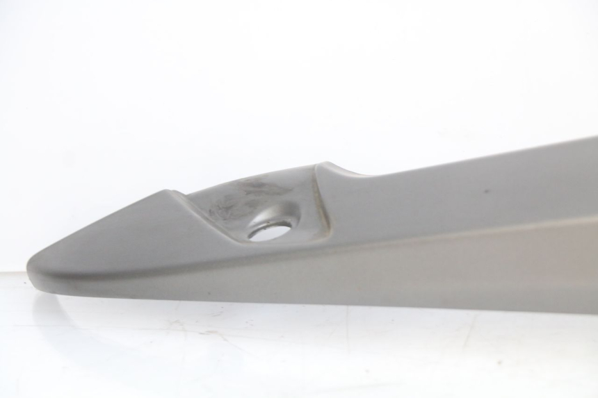 photo de PARAFANGO POSTERIORE DESTRO GILERA NEXUS 125 (2009 - 2013) - Primo piano ad alta risoluzione