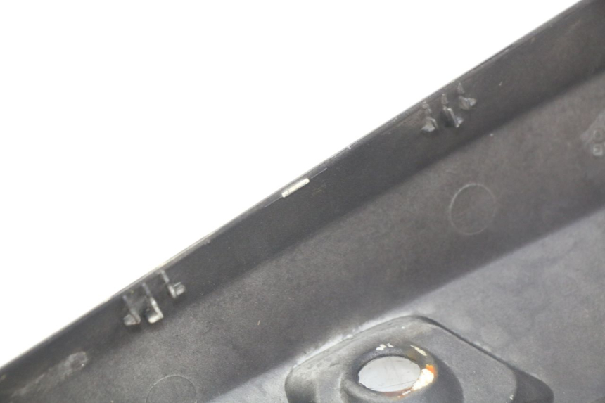 photo de PARAFANGO POSTERIORE DESTRO GILERA NEXUS 125 (2009 - 2013) - Zoom sullo stato d'uso