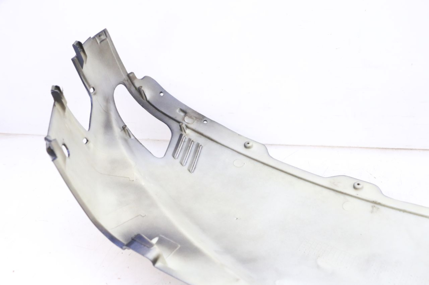 photo de CARENA POSTERIORE DESTRA JM MOTORS OLDIES GT 4T 50 (2018 - 2025) - Zoom sullo stato d'uso