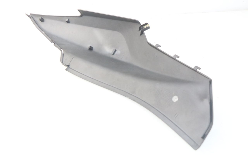 photo de PARAFANGO POSTERIORE DESTRO SYM ORBIT 2 4T 50 (2008 - 2017) - Altra angolazione