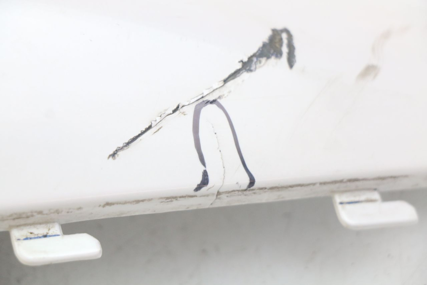 photo de PARAFANGO POSTERIORE DESTRO SYM ORBIT 2 4T 50 (2018 - 2022) - Dettaglio del componente