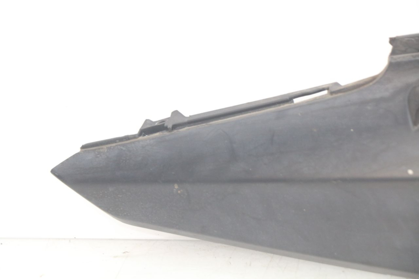 photo de PARAFANGO POSTERIORE DESTRO SYM ORBIT III 3 4T 50 (2018 - 2021) - Marcature e riferimenti originali